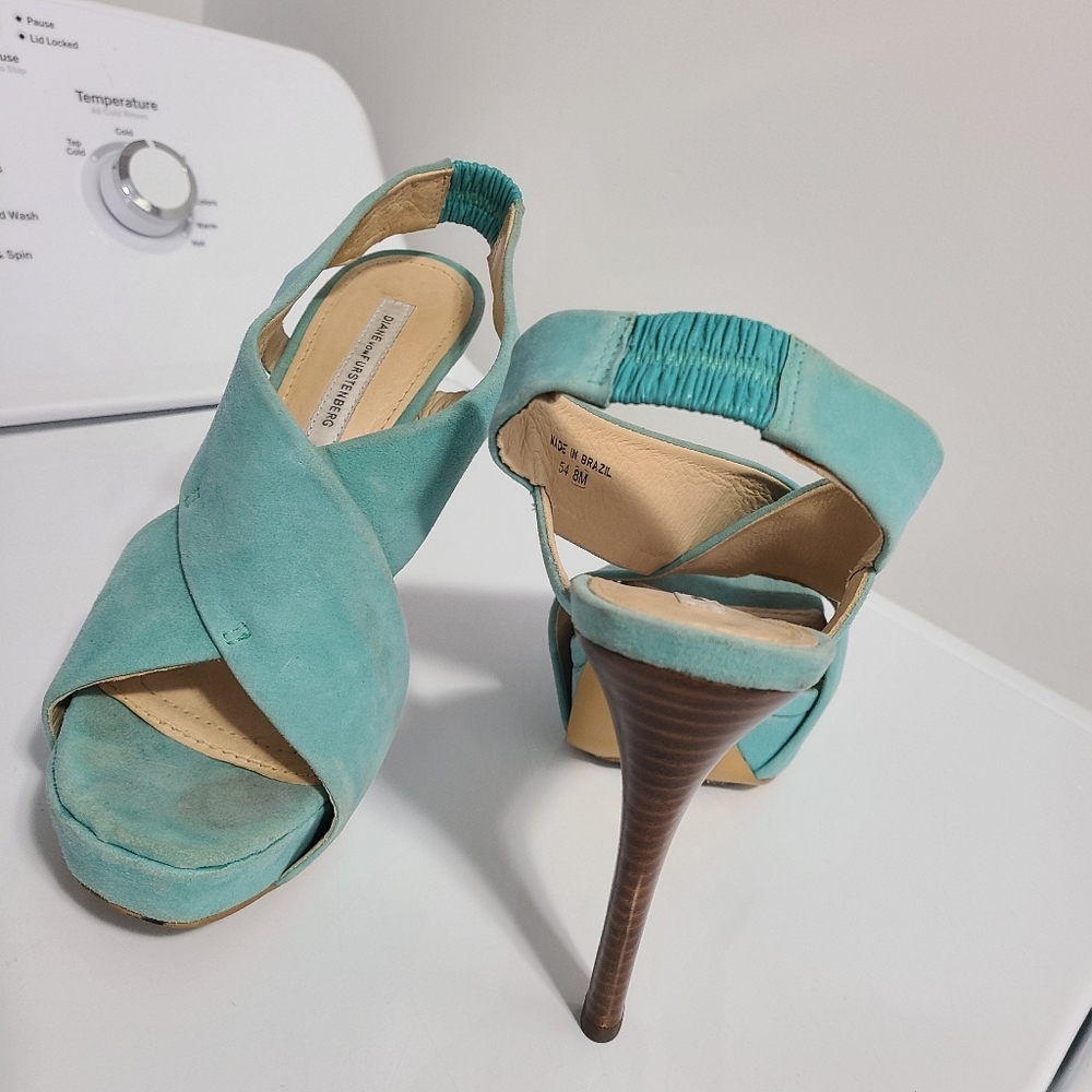 Diane von Furstenberg Suede Slingback heels size 8 BRAZIL - Picture 3 of 10